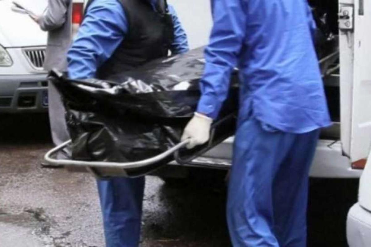 В Киеве посреди улицы умер мужчина В Киеве посреди улицы умер мужчина