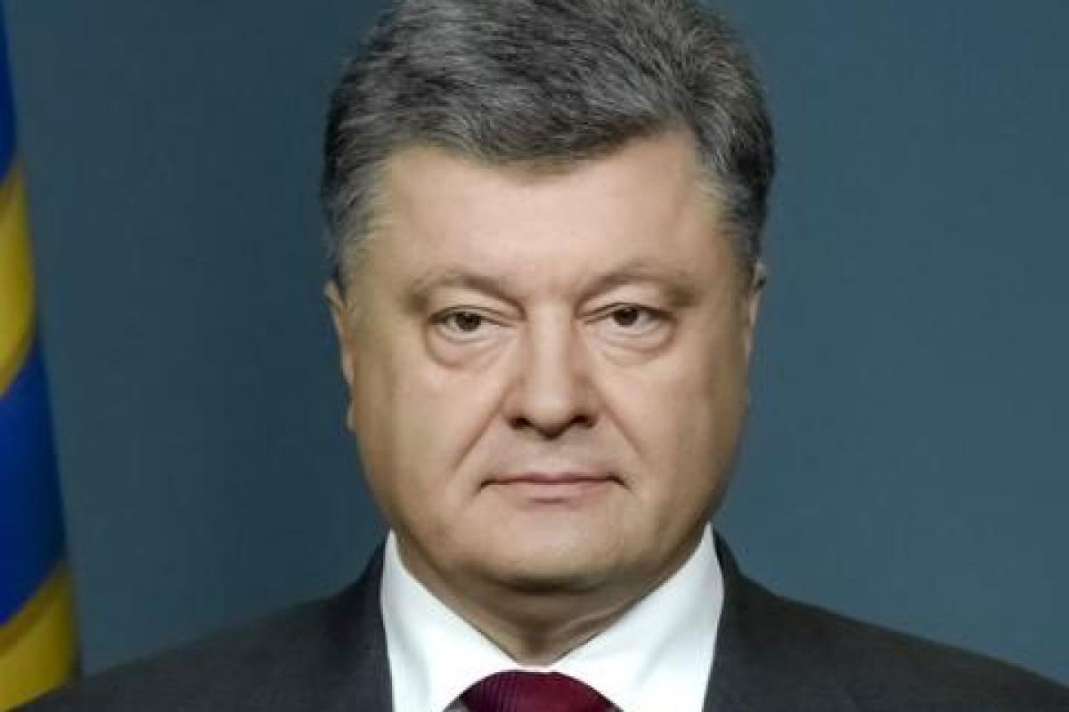 Порошенко летит в Вашингтон на встречу с Трампом Порошенко летит в Вашингтон на встречу с Трампом