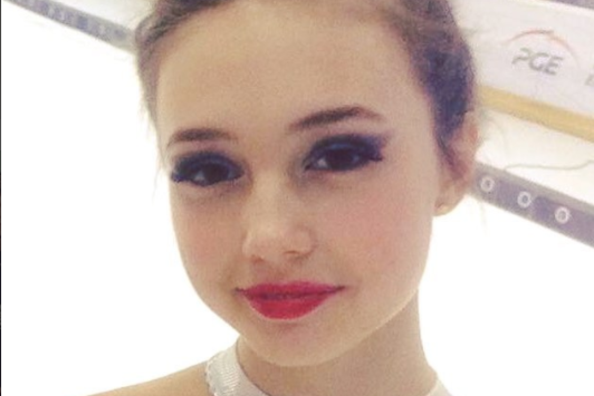 "Пуговка" из "Папиных дочек" Катя Старшова показала своего парня "Пуговка" из "Папиных дочек" Катя Старшова показала своего парня