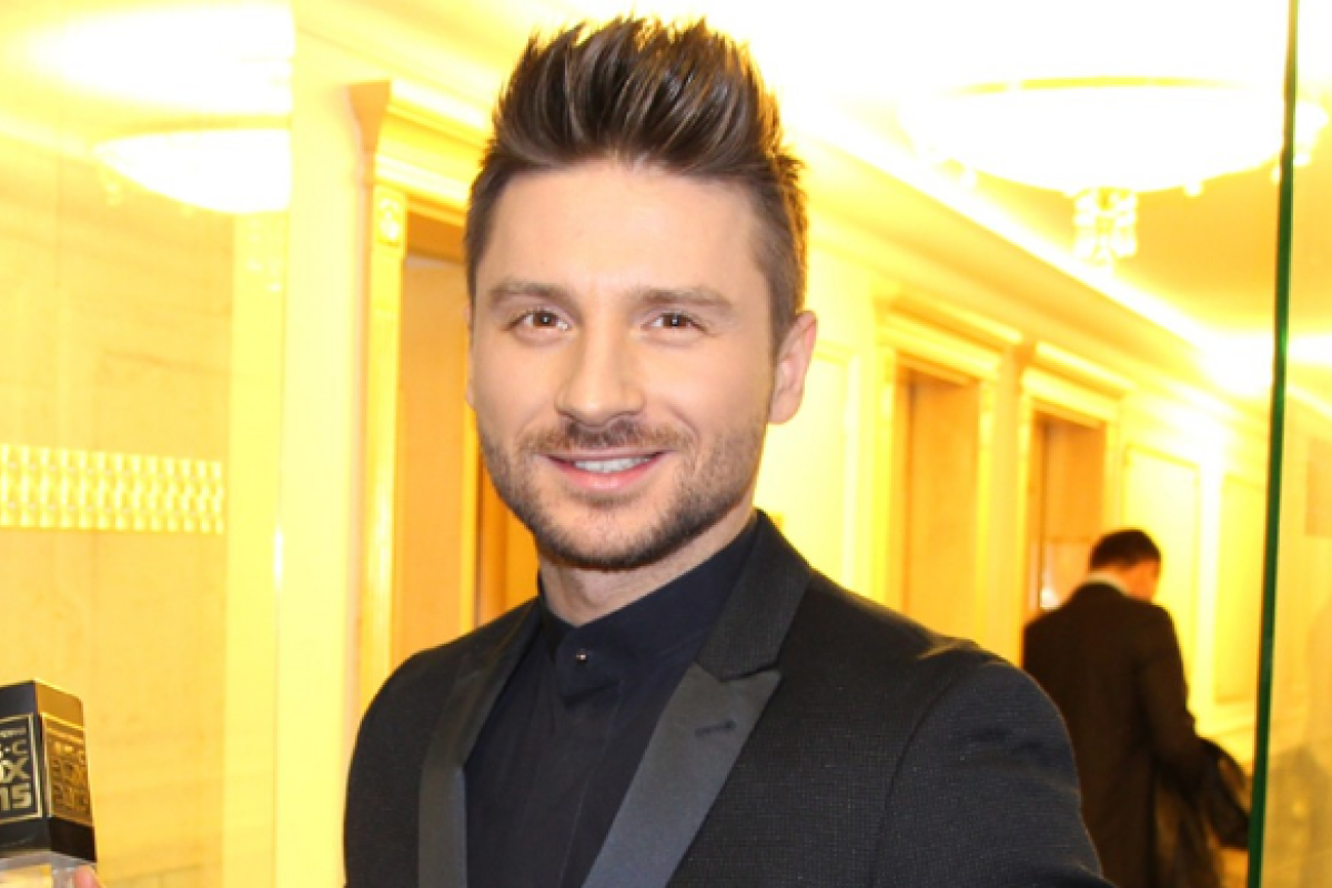 Певец Сергей Лазарев порадовал поклонников, показав фото с маленьким сыном Певец Сергей Лазарев порадовал поклонников, показав фото с маленьким сыном