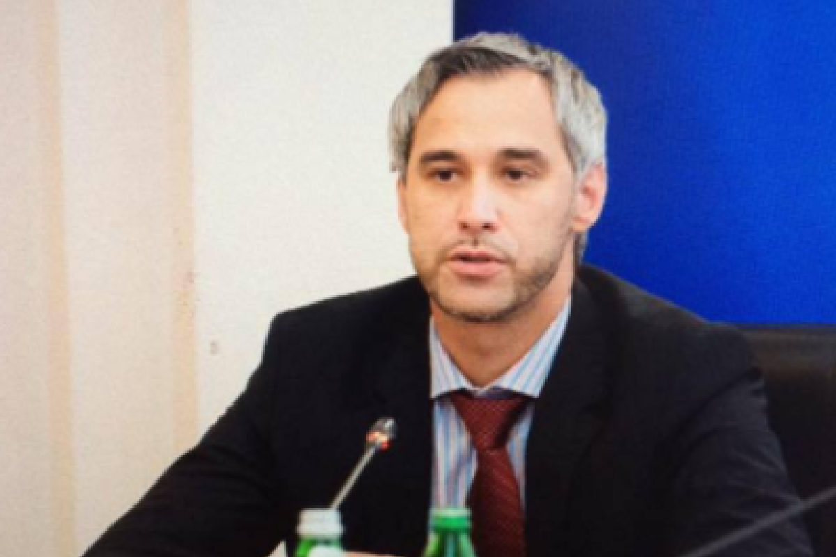 Член НАПК Рябошапка уходит в отставку Член НАПК Рябошапка уходит в отставку