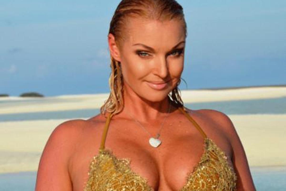 Балерина Анастасия Волочкова жестко выругалась на поклонников в Сети Балерина Анастасия Волочкова жестко выругалась на поклонников в Сети