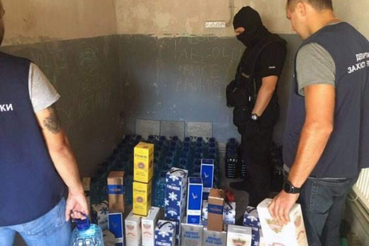 В Харьковской области пресекли реализацию контрафактных спиртных напитков