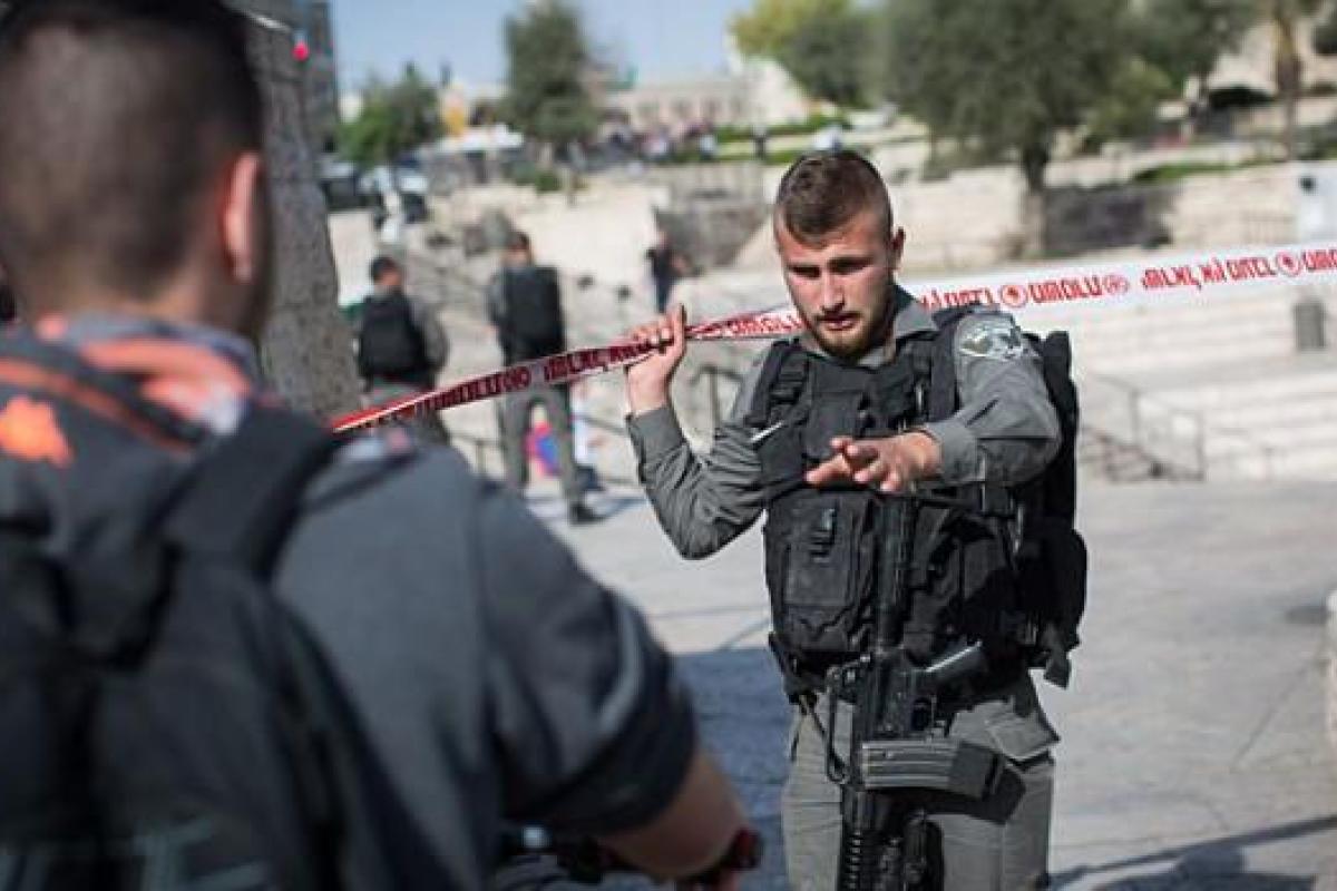 Появилось видео стрельбы в Иерусалиме на Храмовой горе: террористы убиты