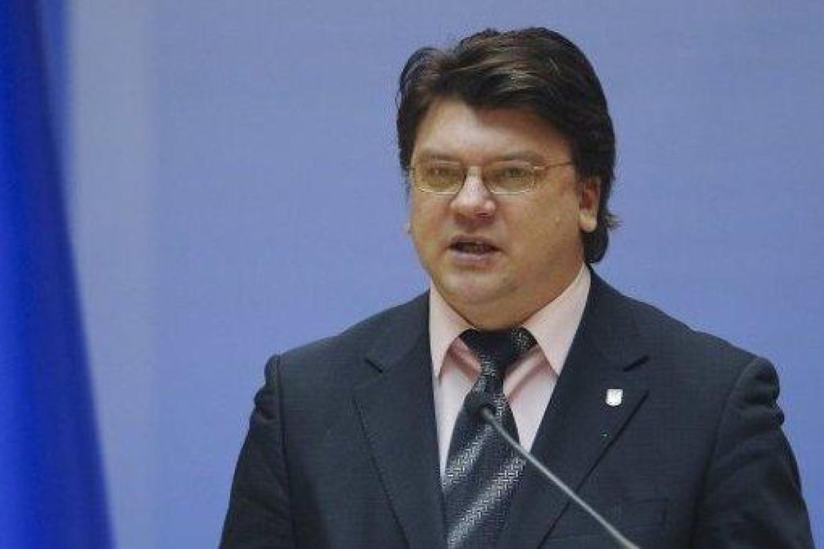 Кабмин повысил стипендии для выдающихся тренеров национальных сборных команд Украины Кабмин повысил стипендии для выдающихся тренеров национальных сборных команд Украины