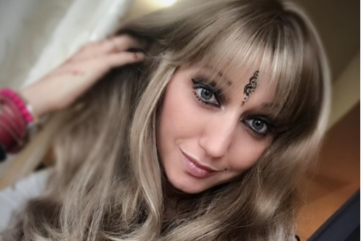 Больная раком певица Лама Сафонова полностью поседела Больная раком певица Лама Сафонова полностью поседела