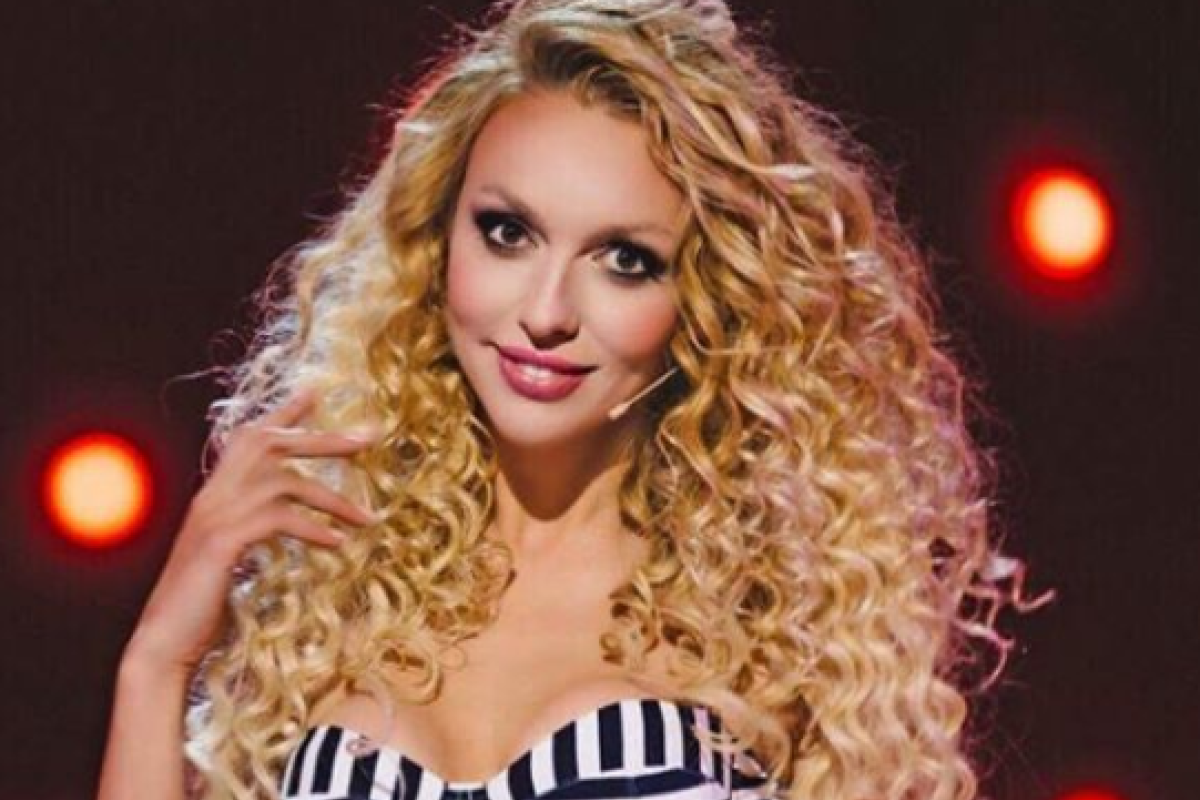 Оля Полякова с дочерью выглядят как сестры Оля Полякова с дочерью выглядят как сестры