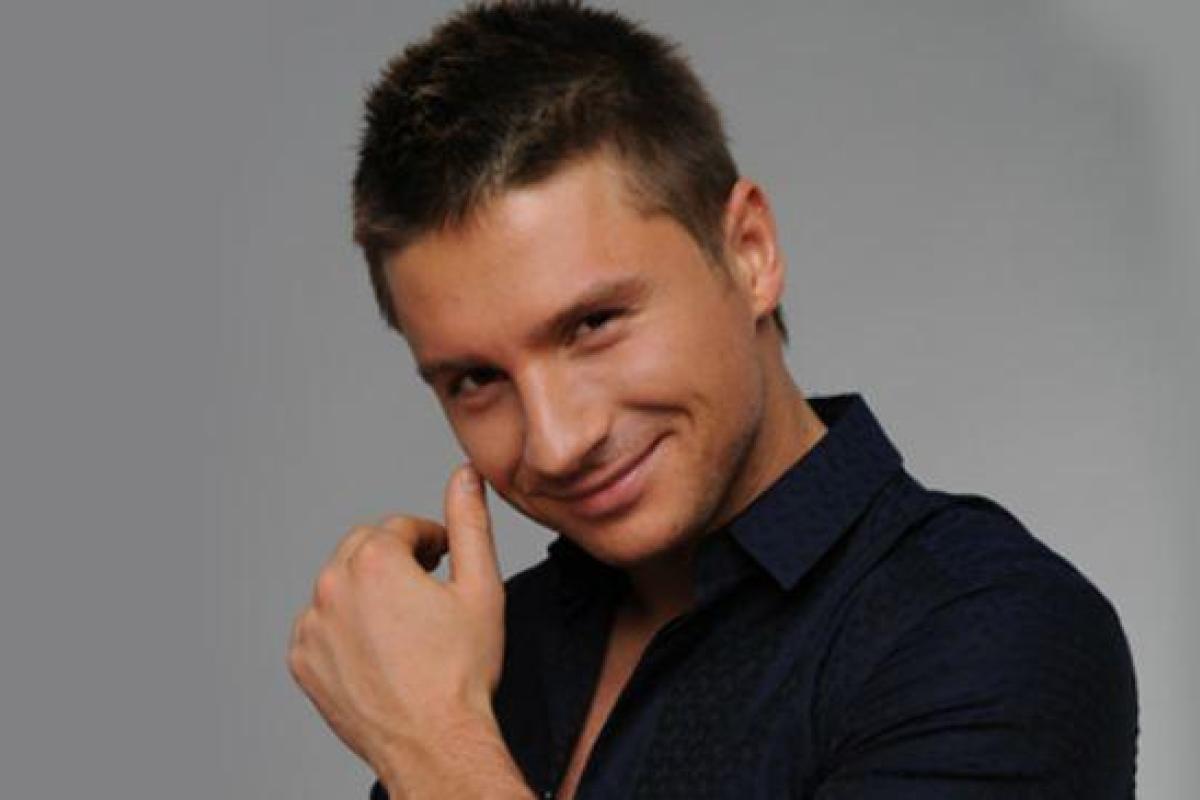 Певец Сергей Лазарев опубликовал фото 10-летней давности Певец Сергей Лазарев опубликовал фото 10-летней давности