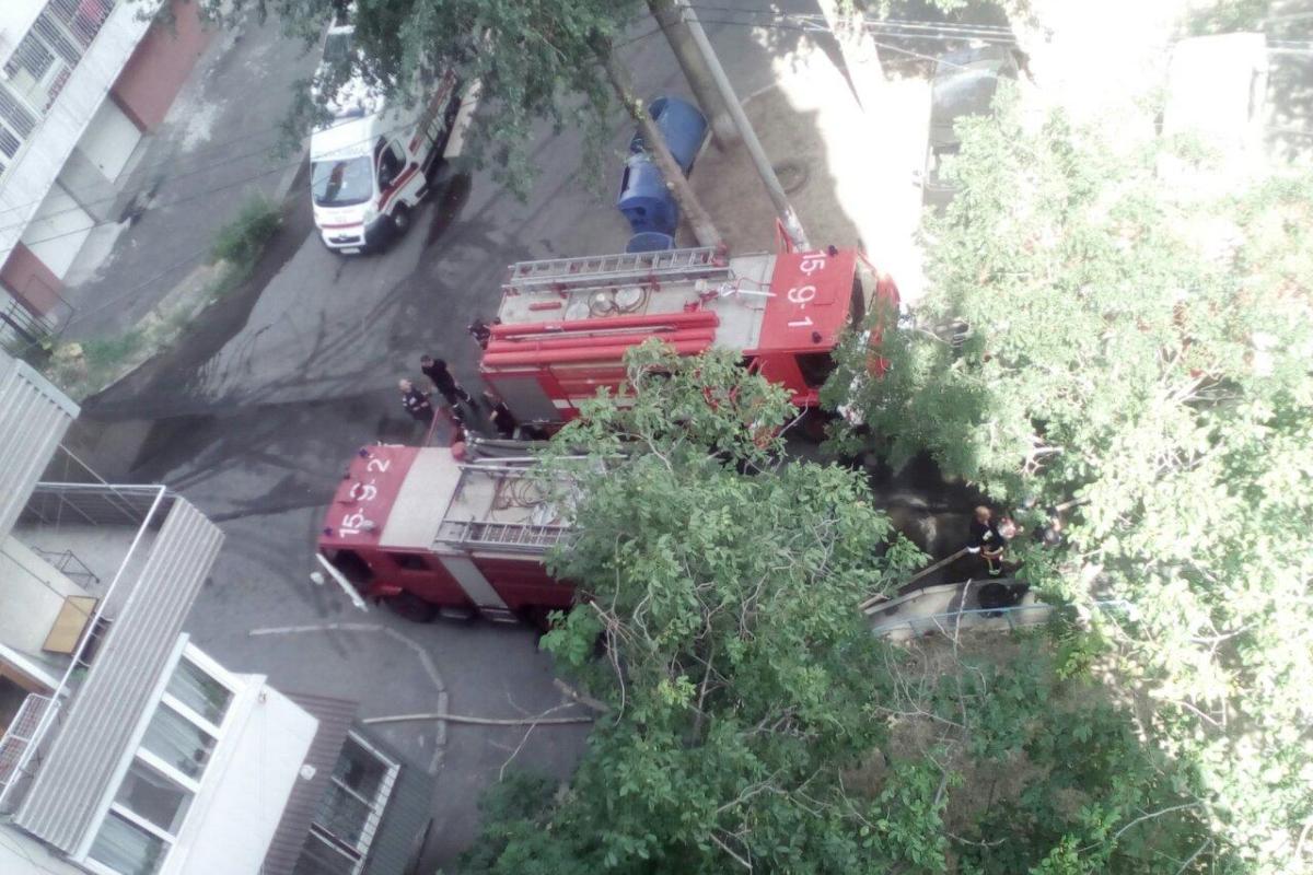 В Одессе произошел пожар в одной из квартир 16-этажного дома