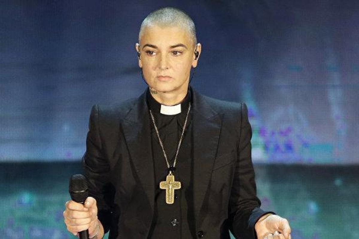 Звезда 90-х попала в больницу после публичных намеков на самоубийство Звезда 90-х попала в больницу после публичных намеков на самоубийство