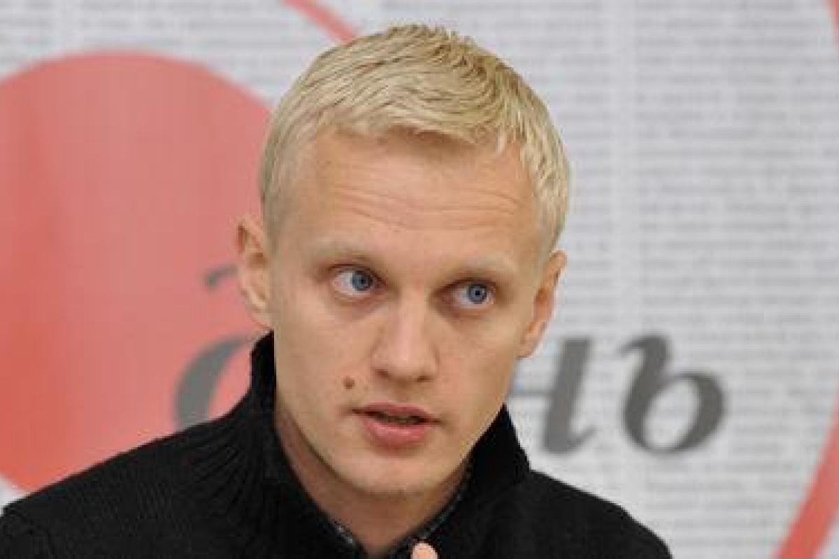 Нардеп: Власть готова давить на Шабунина методами Януковича, с которыми так отчаянно боролась Нардеп: Власть готова давить на Шабунина методами Януковича, с которыми так отчаянно боролась