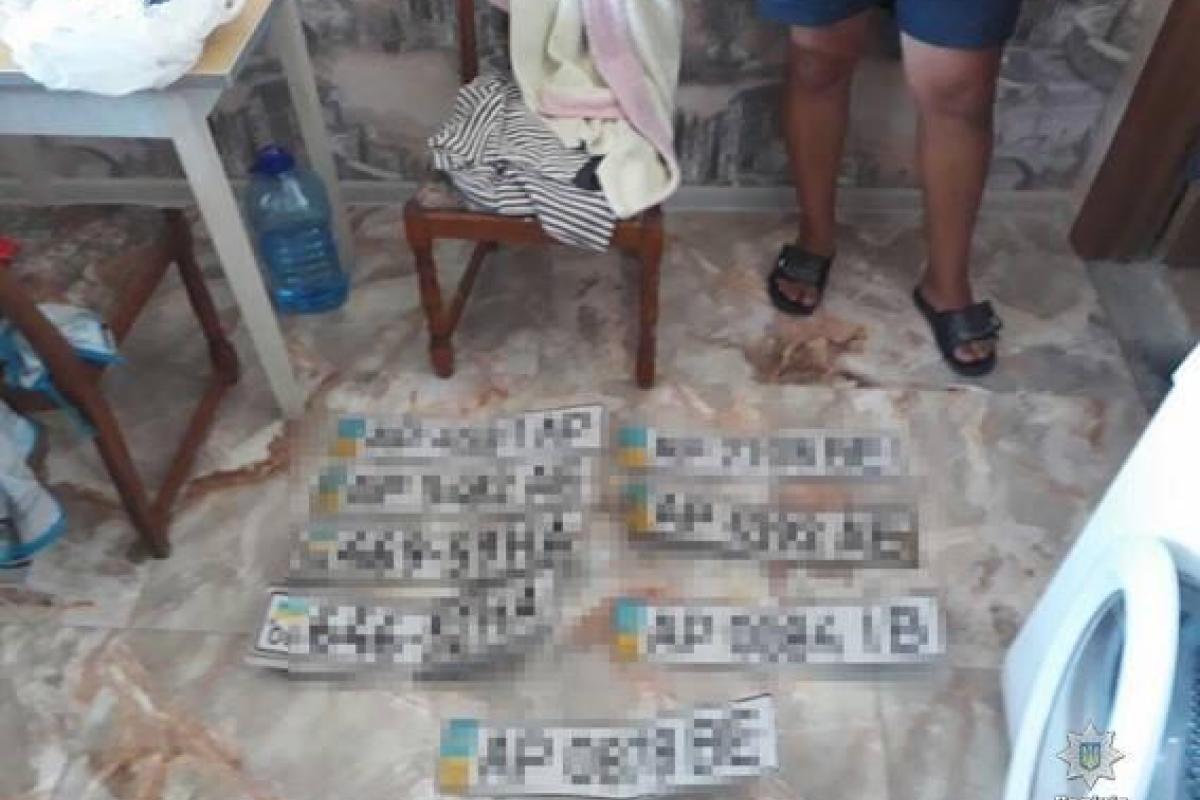 В Запорожье оперативники задержали группу автоугонщиков В Запорожье оперативники задержали группу автоугонщиков