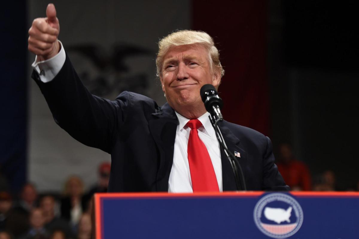 Трамп подписал законопроект об ужесточении санкций по отношению к РФ Трамп подписал законопроект об ужесточении санкций по отношению к РФ