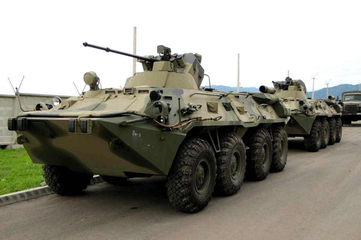 Журналист: Из России в сторону Украины движется огромное количество военной техники Журналист: Из России в сторону Украины движется огромное количество военной техники