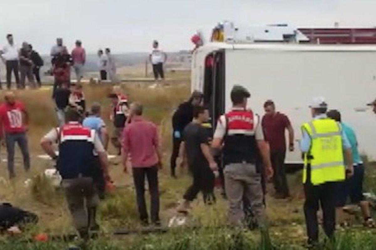 В Турции автобус попал в ДТП: есть жертвы