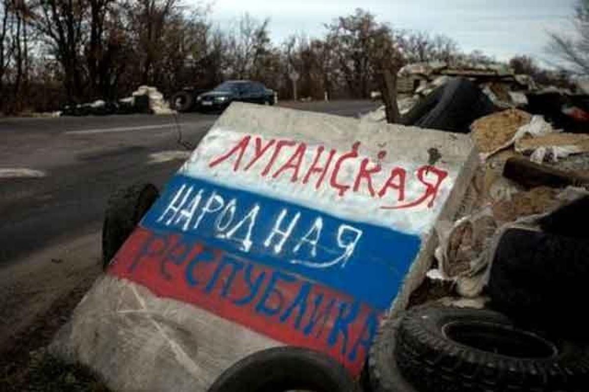 "Вчера троих боевиков похоронили": Жители "ЛНР" сообщают о ежедневных потерях защитников "русского мира"