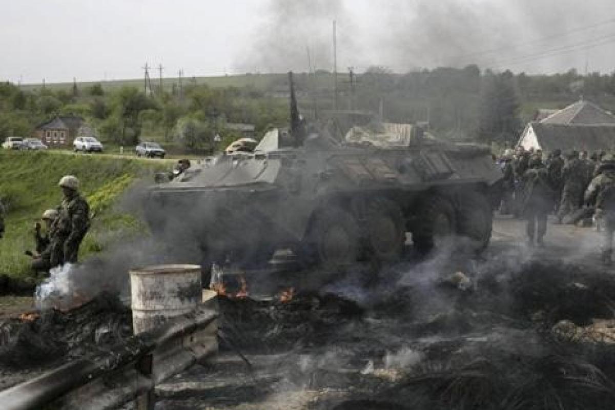 В плену боевиков до сих пор остаются 8 бойцов ВСУ, воевавших под Иловайском В плену боевиков до сих пор остаются 8 бойцов ВСУ, воевавших под Иловайском