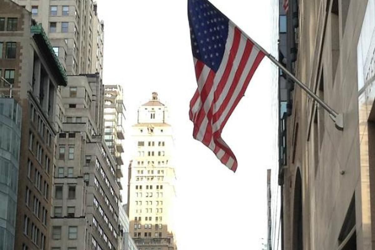 "Сегодня был первый удар, готовьтесь к следующим", - Пономарь о решении США приостановить выдачу виз в России