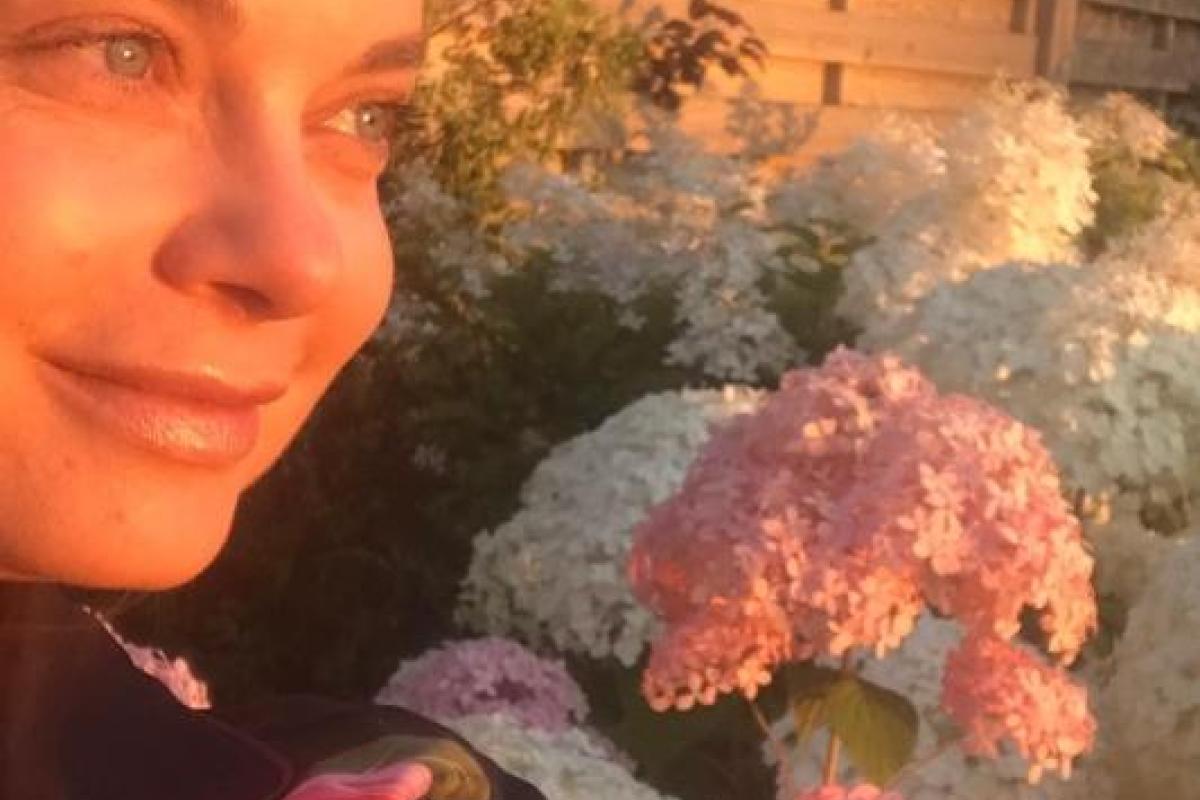 Наташа Королева показала свадебный снимок, сделанный 14 лет назад Наташа Королева показала свадебный снимок, сделанный 14 лет назад