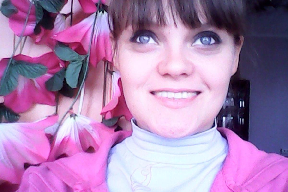 Начальника Одесского СИЗО не хотели отпускать на похороны убитой и расчлененной Алены Порошенко Начальника Одесского СИЗО не хотели отпускать на похороны убитой и расчлененной Алены Порошенко