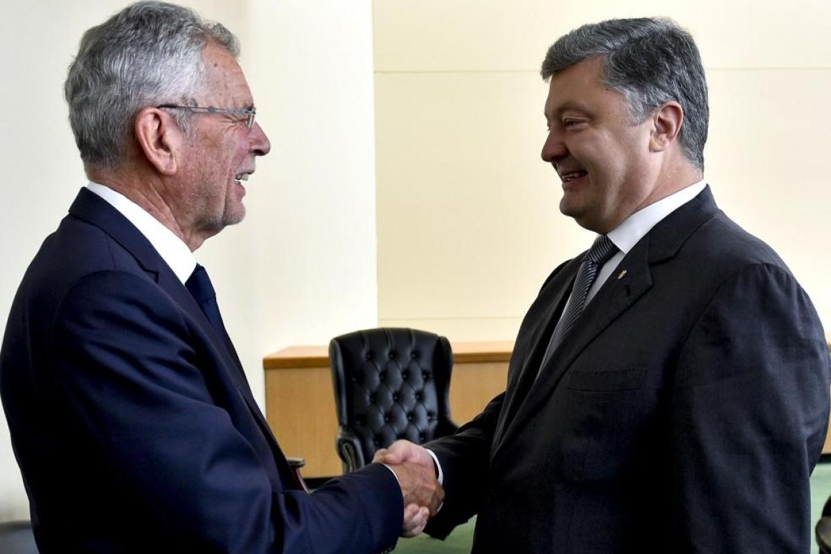 Порошенко обсудил с Президентом Австрии вопрос деоккупации Крыма Порошенко обсудил с Президентом Австрии вопрос деоккупации Крыма