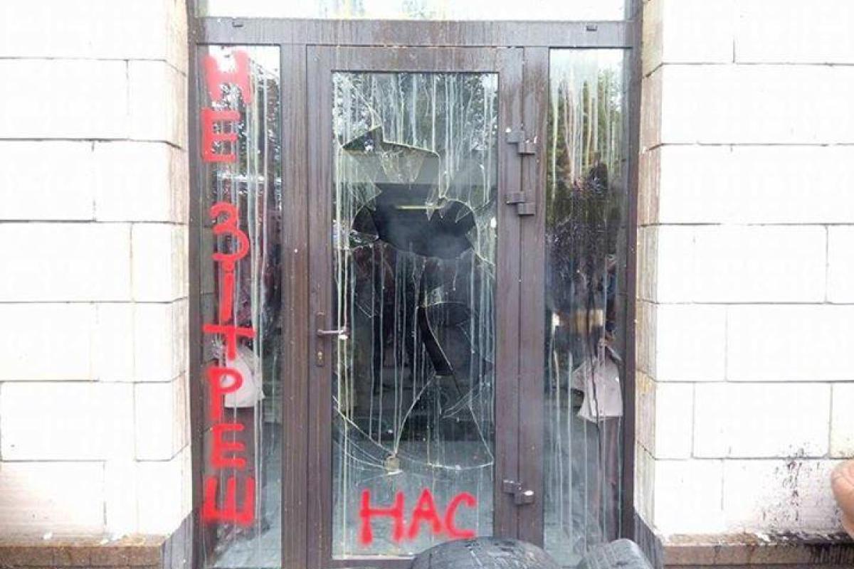 Казанский прокомментировал уничтожение граффити на Грушевского в Киеве