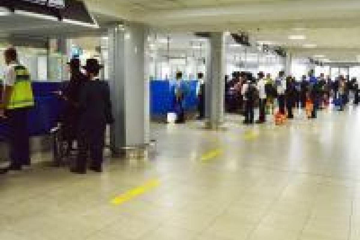 В Украину на празднование иудейского Нового года Рош-Ха-Шана прибывают тысячи паломников-хасидов В Украину на празднование иудейского Нового года Рош-Ха-Шана прибывают тысячи паломников-хасидов