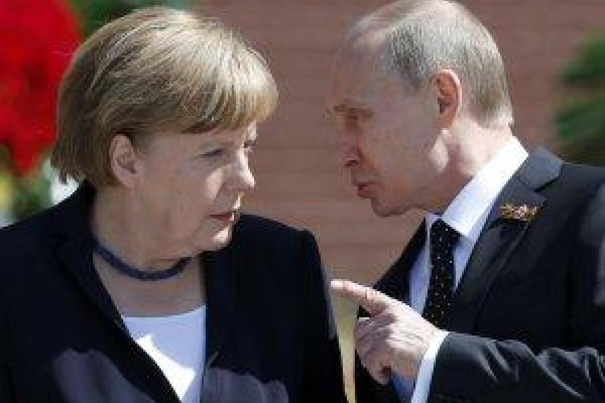 Путин предложил новый вариант размещения миротворцев на Донбассе: появилась реакция боевиков Путин предложил новый вариант размещения миротворцев на Донбассе: появилась реакция боевиков