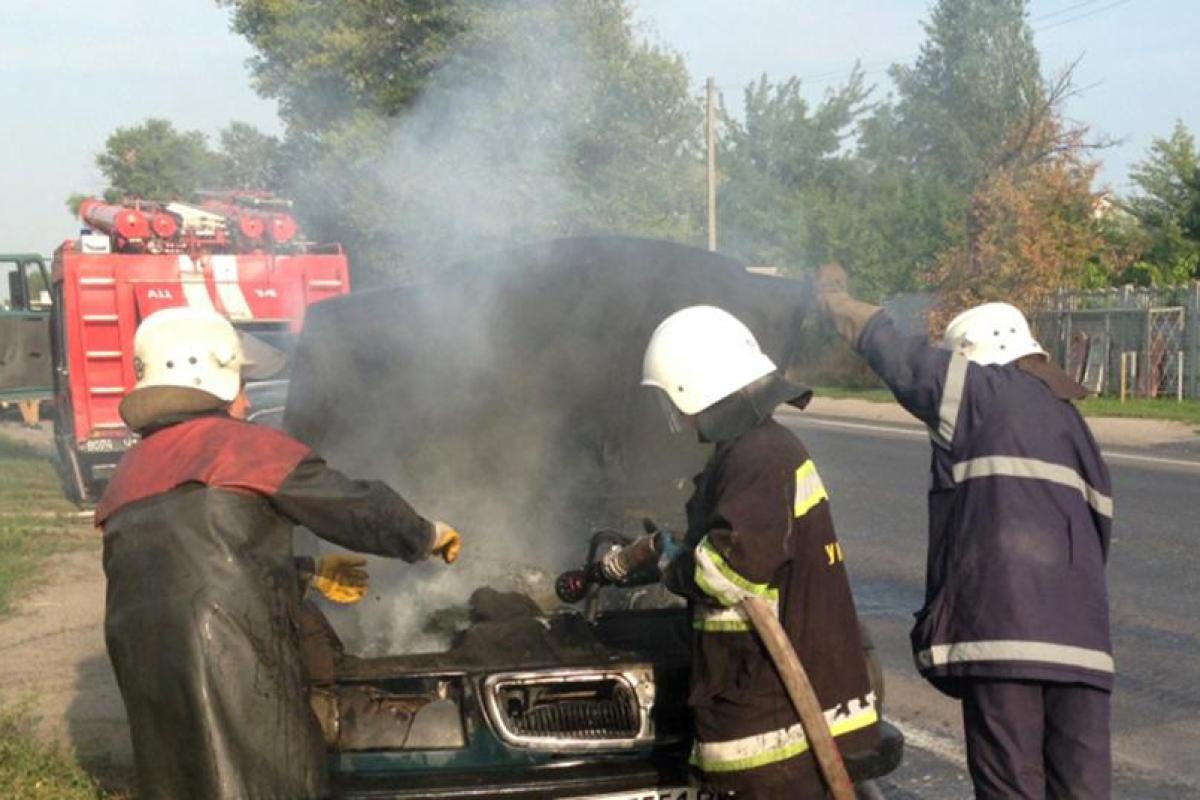 В Полтавской области произошло возгорание легкового автомобиля