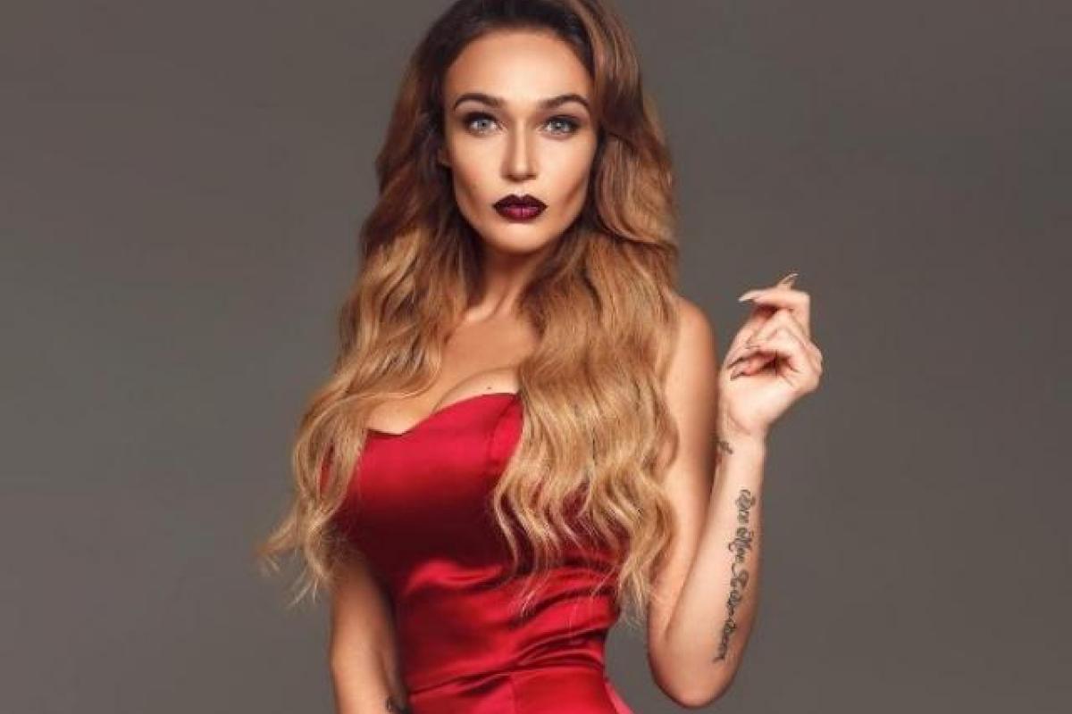 Алена Водонаева произвела фурор свадебной фотосессией