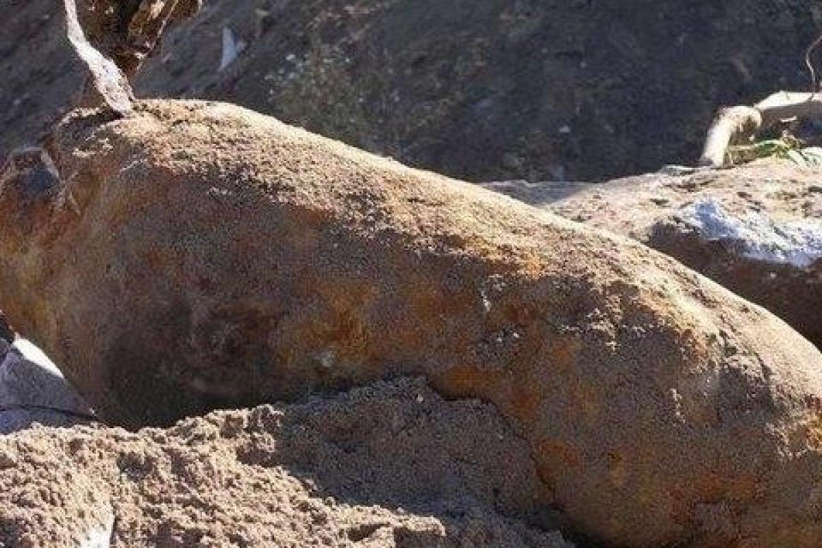 Во Франкфурте идет эвакуация людей для обезвреживания авиационной бомбы Во Франкфурте идет эвакуация людей для обезвреживания авиационной бомбы