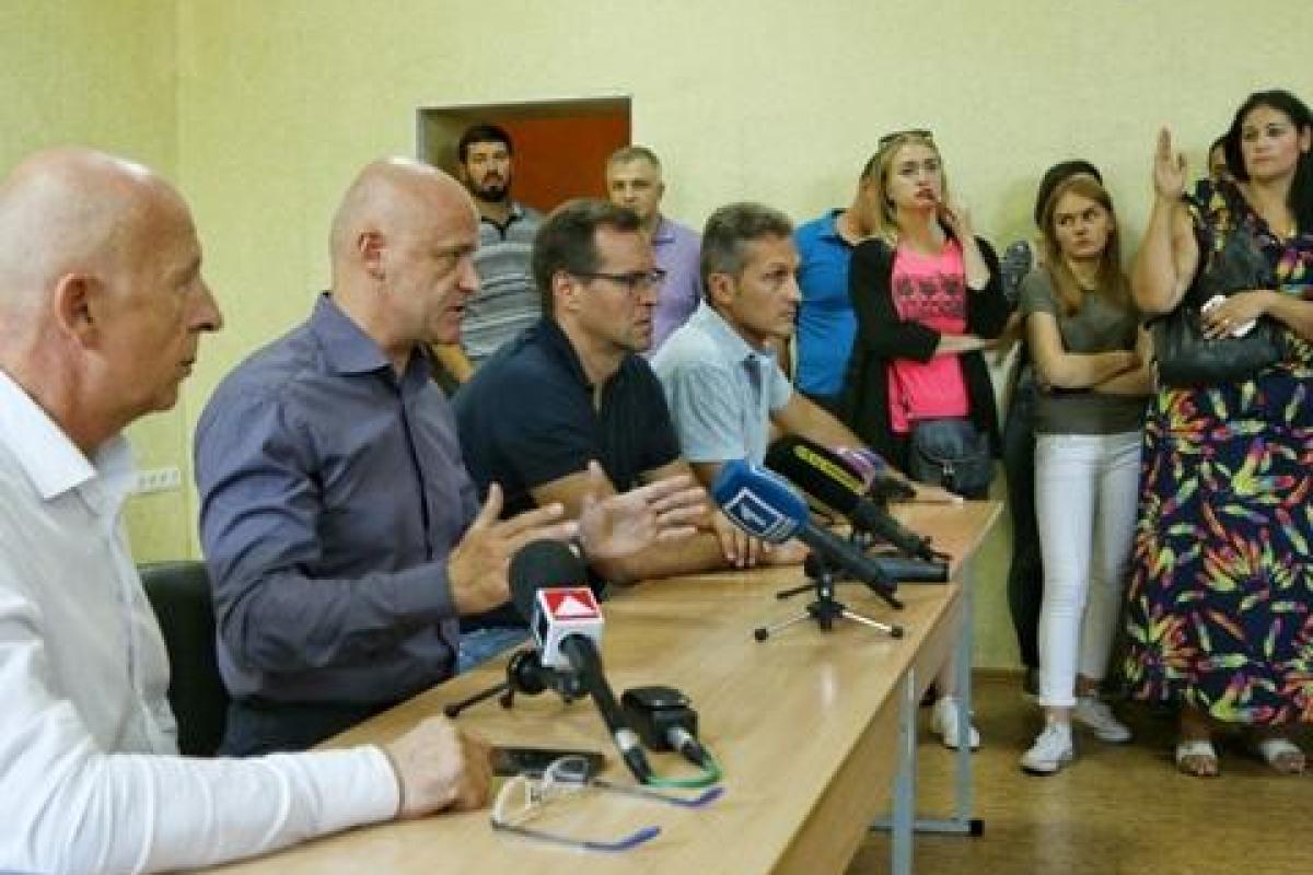 Родителям погибших детей в Одессе предоставят материальную помощь