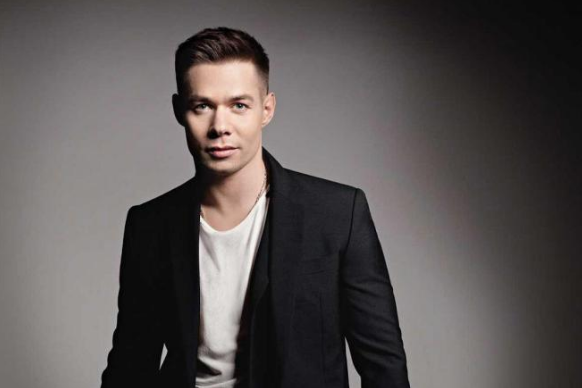 "Мороз по коже": поклонники напуганы новым снимком певца Стаса Пьехи "Мороз по коже": поклонники напуганы новым снимком певца Стаса Пьехи