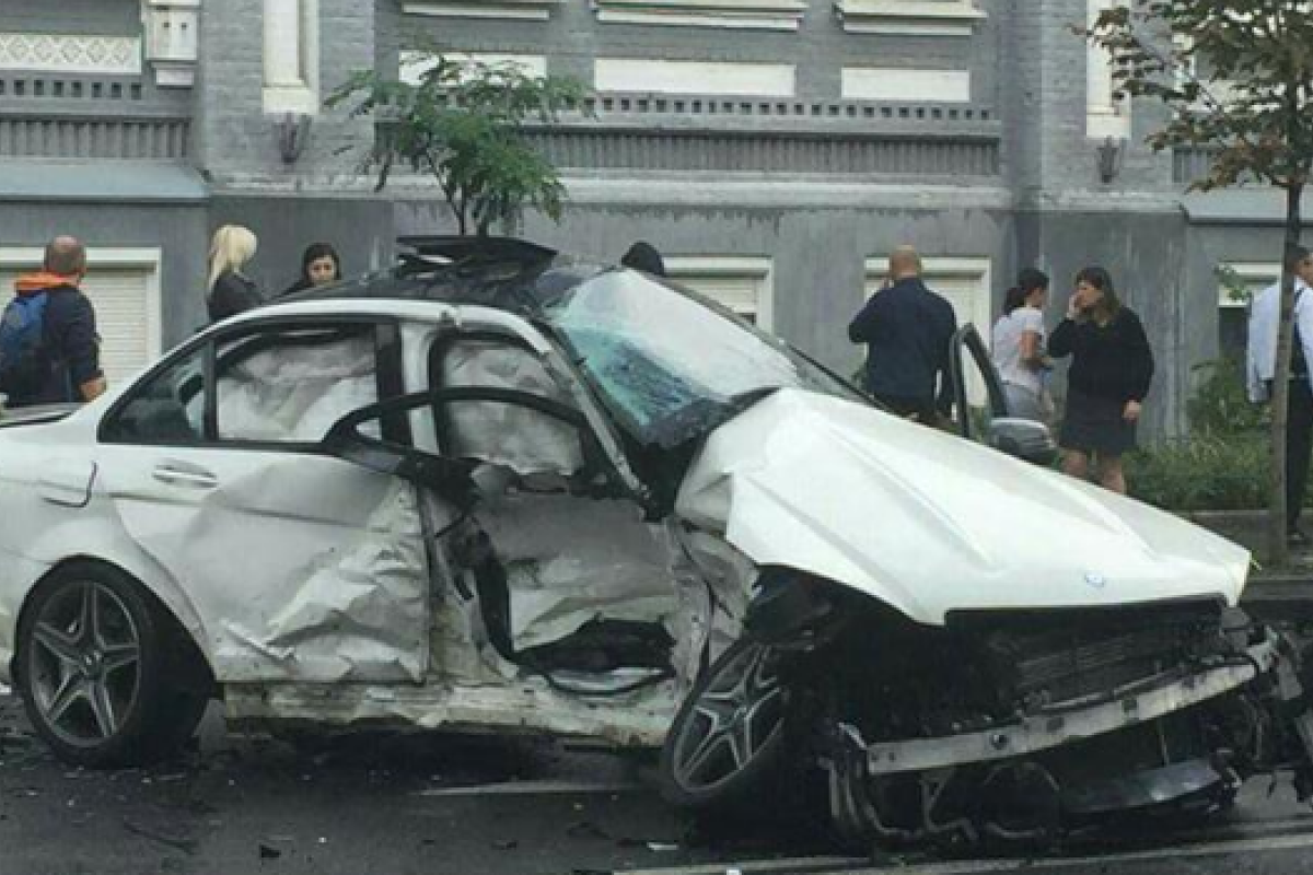 В центре Киева произошло ДТП, есть пострадавшие В центре Киева произошло ДТП, есть пострадавшие