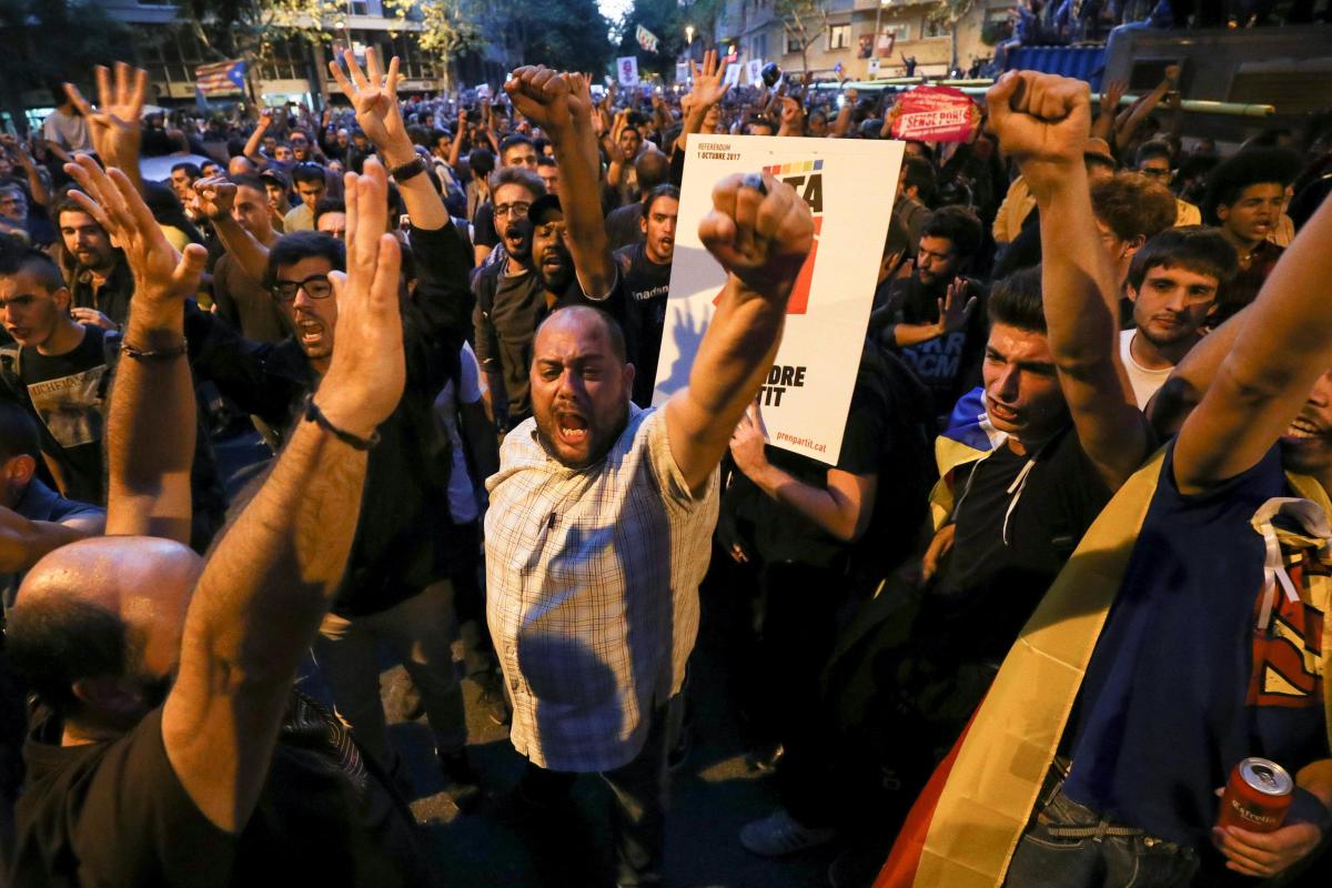 Сотни тысяч людей в Каталонии снова вышли на протесты