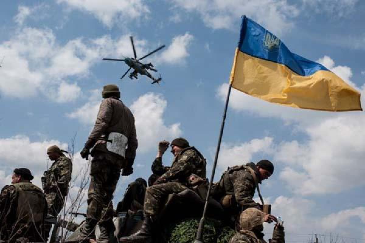 Не АТО и не война: что будет с Донбассом после принятия закона о реинтеграции Не АТО и не война: что будет с Донбассом после принятия закона о реинтеграции