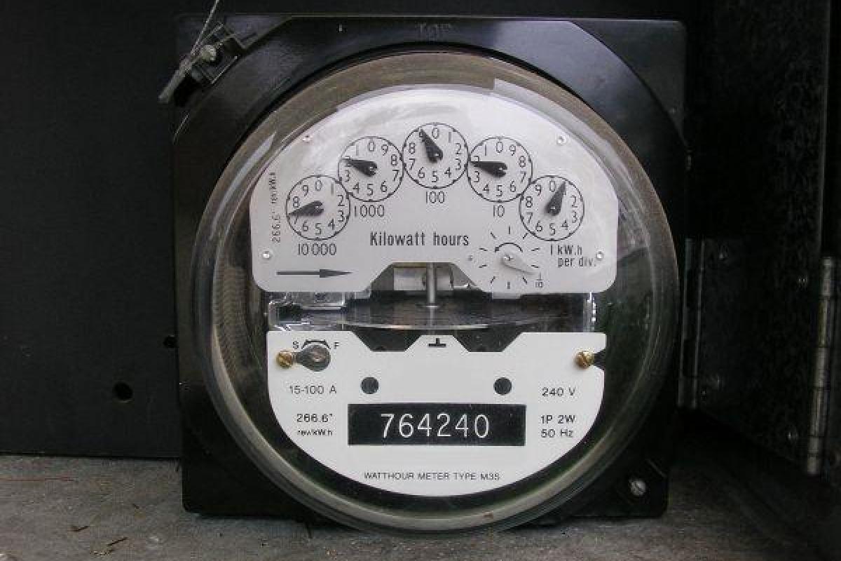 В Украине начали действовать льготные тарифы на свет В Украине начали действовать льготные тарифы на свет