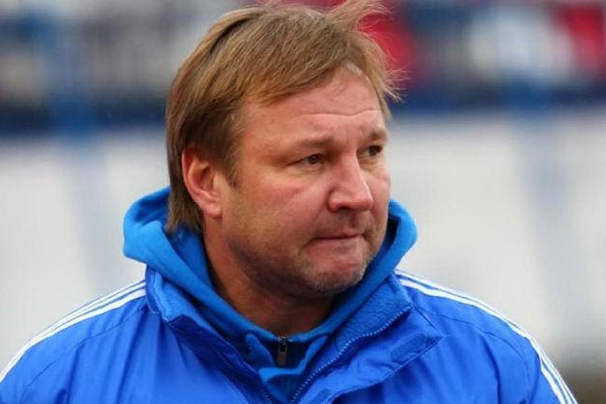 Украинский тренер покинул московское "Динамо" Украинский тренер покинул московское "Динамо"