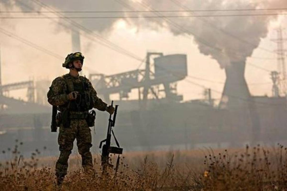 Штаб АТО: в Донбассе получил ранения один военнослужащий Штаб АТО: в Донбассе получил ранения один военнослужащий