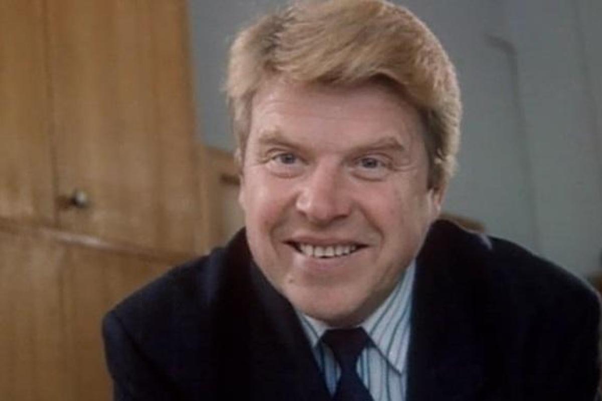 Михаил Кокшенов госпитализирован в Москве: дочь рассказала о состоянии актера Михаил Кокшенов госпитализирован в Москве: дочь рассказала о состоянии актера