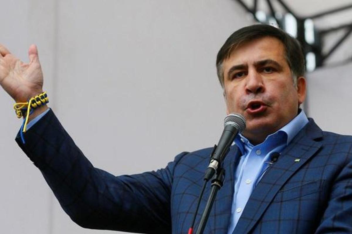 Под зданием Верховной Рады состоялось организованное Михаилом Саакашвили вече Под зданием Верховной Рады состоялось организованное Михаилом Саакашвили вече