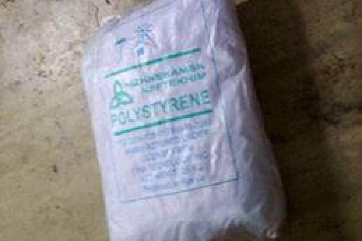 Бойцам в АТО прислали продукцию из России - волонтер Бойцам в АТО прислали продукцию из России - волонтер