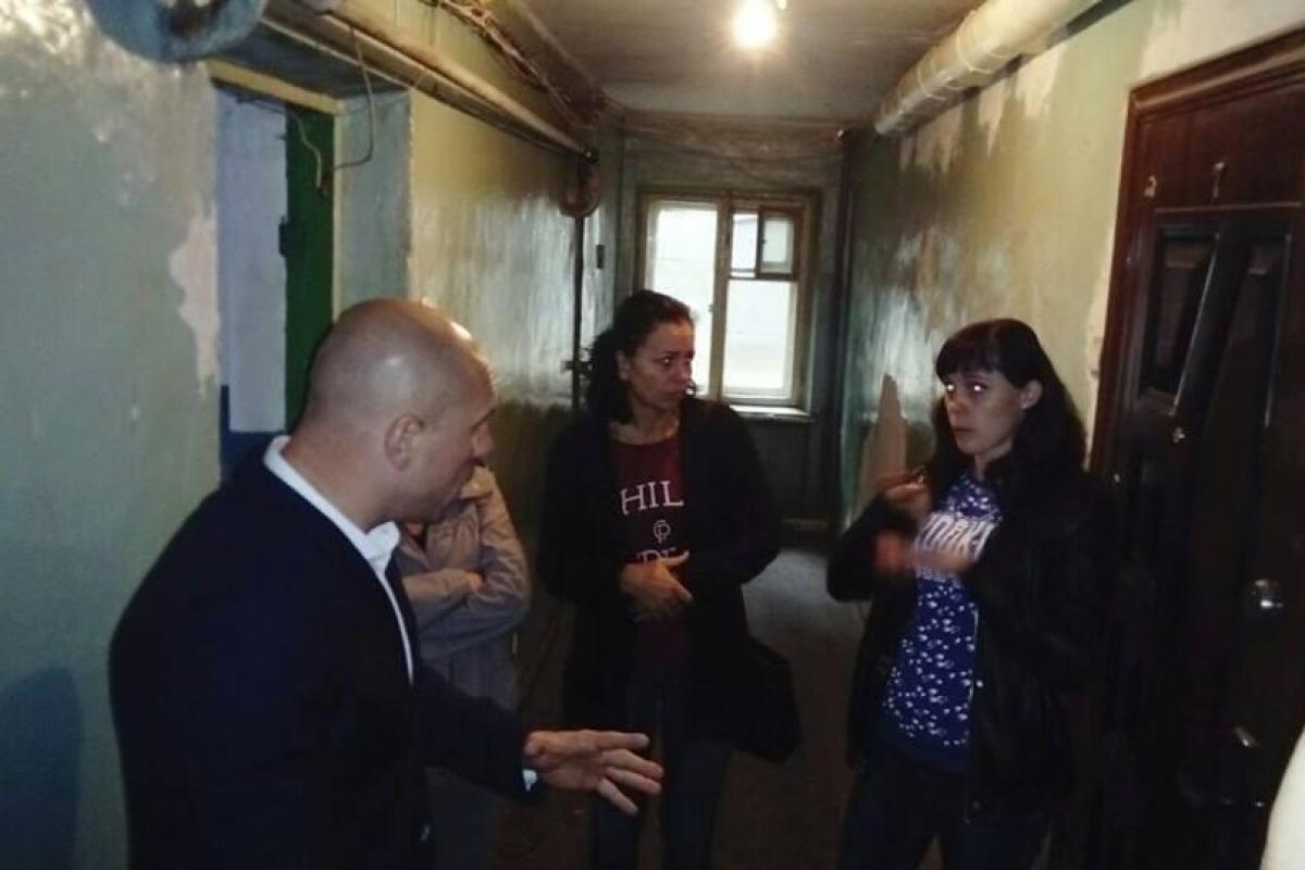 "Я был на экскурсии в Освенциме. Даже пленные жили в более человеческих условиях", - Кива показал фото одесского общежития 