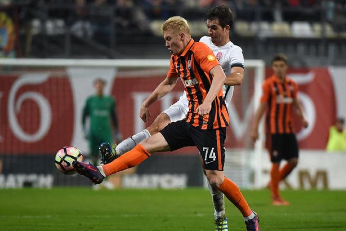 "Заря" в напряженном матче уступила "Шахтеру" путь в Кубке Украины