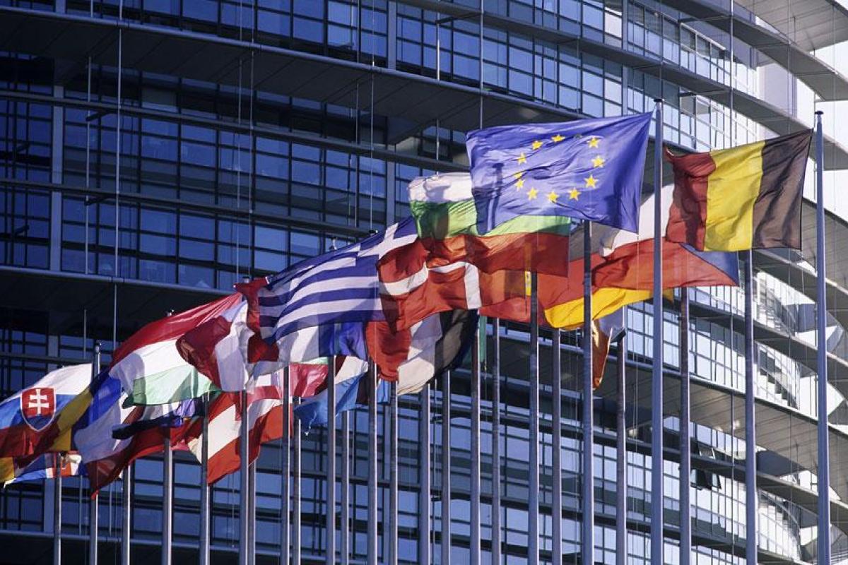 Европарламент принял резолюцию о нарушении прав человека в оккупированном РФ Крыму Европарламент принял резолюцию о нарушении прав человека в оккупированном РФ Крыму