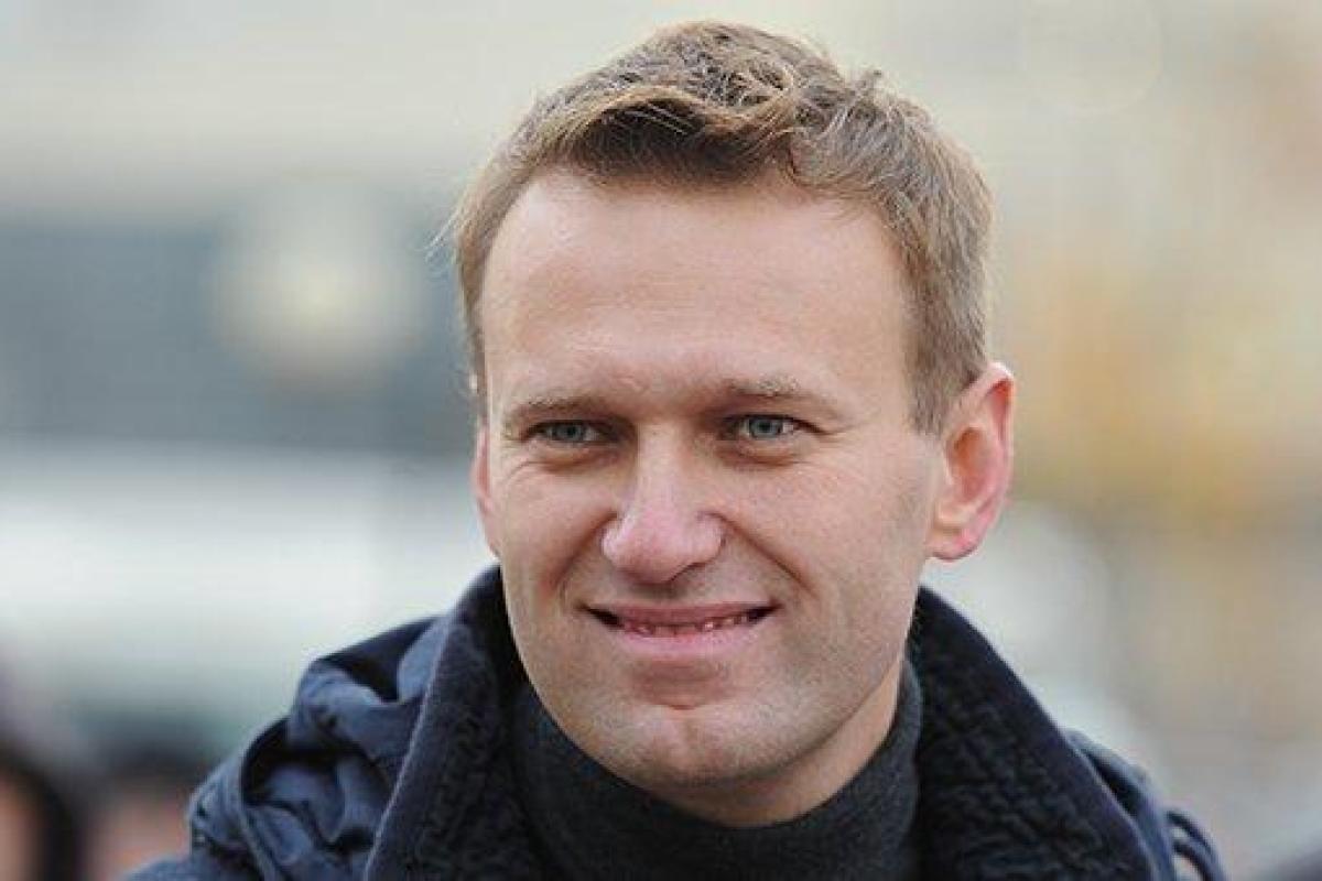 "Подарок" ко дню Рождения Путина: Навальный объявил о массовых митингах по всей России