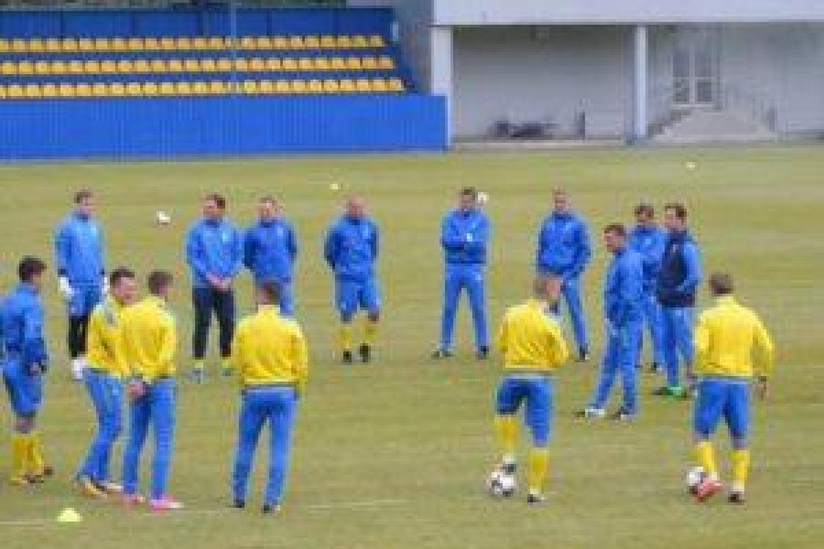 На матч со Словакией Шевченко вызвал двух новичков из Зари и Ворсклы На матч со Словакией Шевченко вызвал двух новичков из Зари и Ворсклы