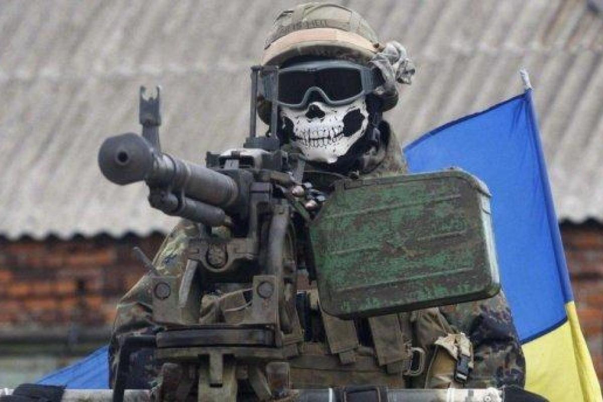 Боевики 9 раз нарушали перемирие: один защитник Украины получил ранение Боевики 9 раз нарушали перемирие: один защитник Украины получил ранение