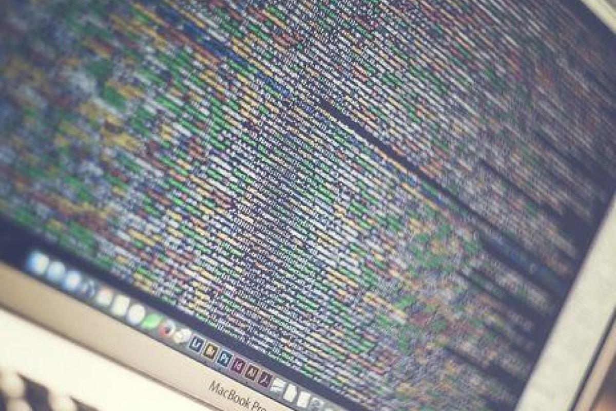 СБУ предупреждает о масштабной кибератаке на госструктуры и частные компании