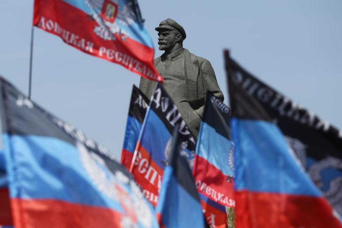 "ДНР процветает": В сети опубликовали фото "отжатых" супермаркетов "республики" "ДНР процветает": В сети опубликовали фото "отжатых" супермаркетов "республики"